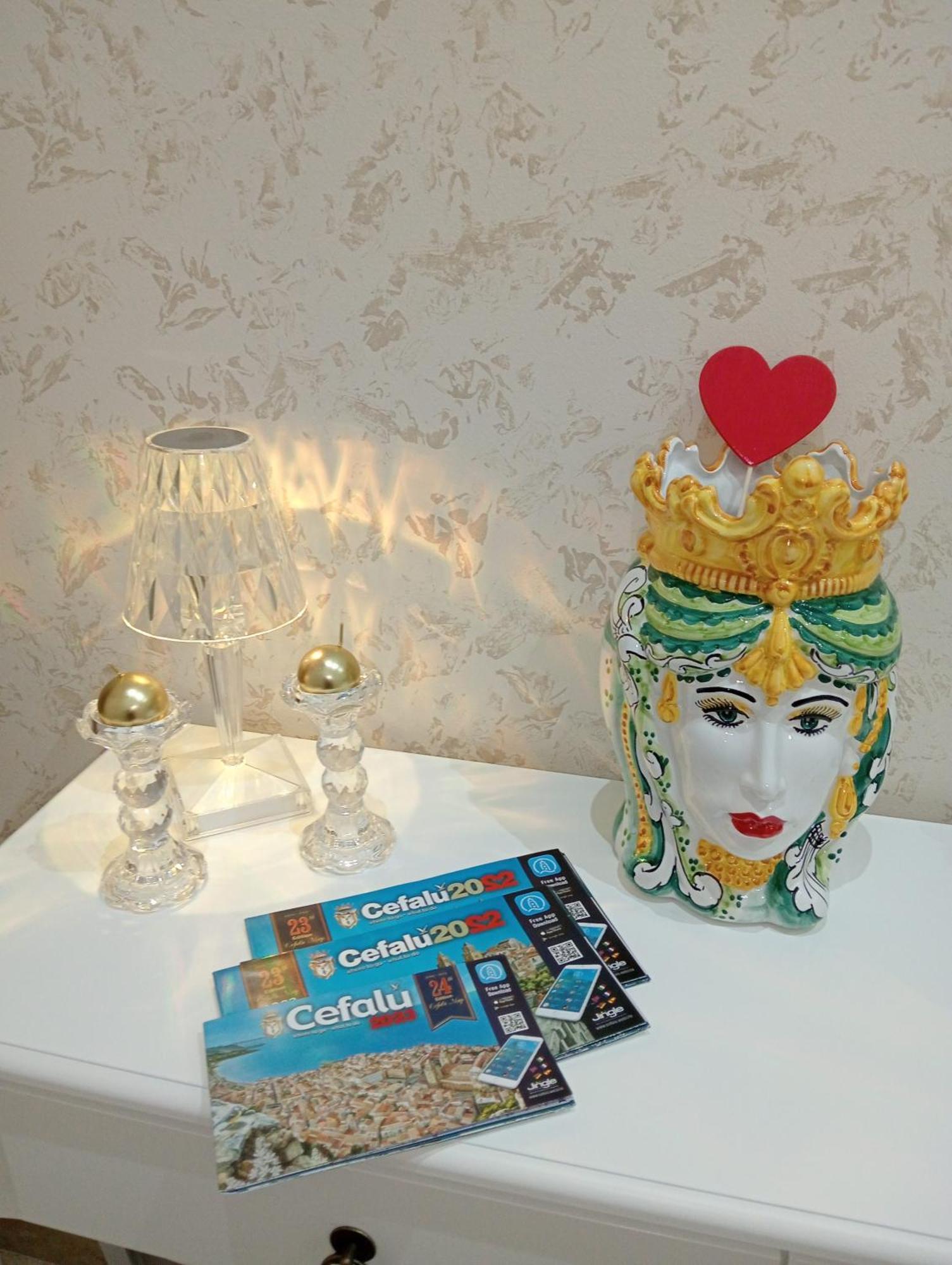 Suite Roma 체팔루 외부 사진